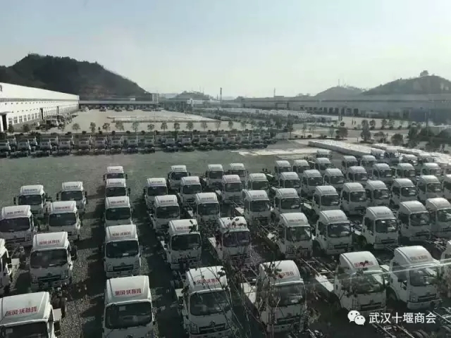 普大喜奔,省委书记蒋超良在十堰调研,听说第一站去的是武汉十堰商会副会长单位!