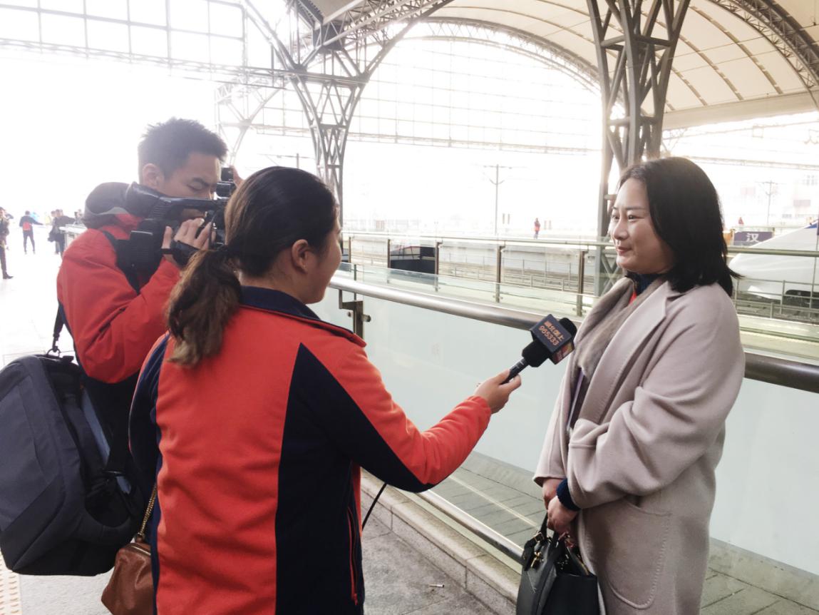 汉十高铁首乘返乡之旅 —— 感受湖北速度 畅游十堰美景 展企业家风采